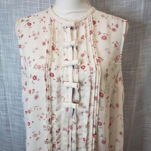 LC Lauren Conrad Tops - Pretty Lauren Conrad Bow Front Sleeveless Top womens size XL Casual Blouse